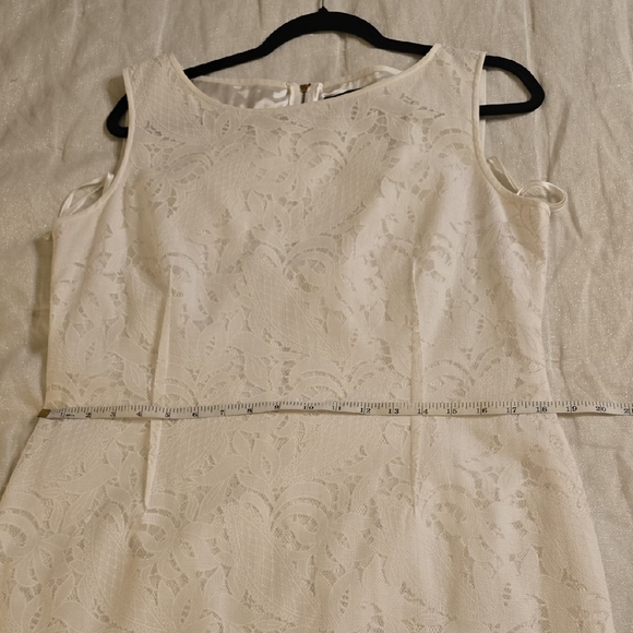Tahari White Sheath Mini Dress Sleeveless Bateau - Picture 12 of 13